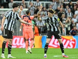 12Bet Tino Livramento